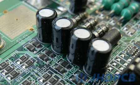 Capacitor